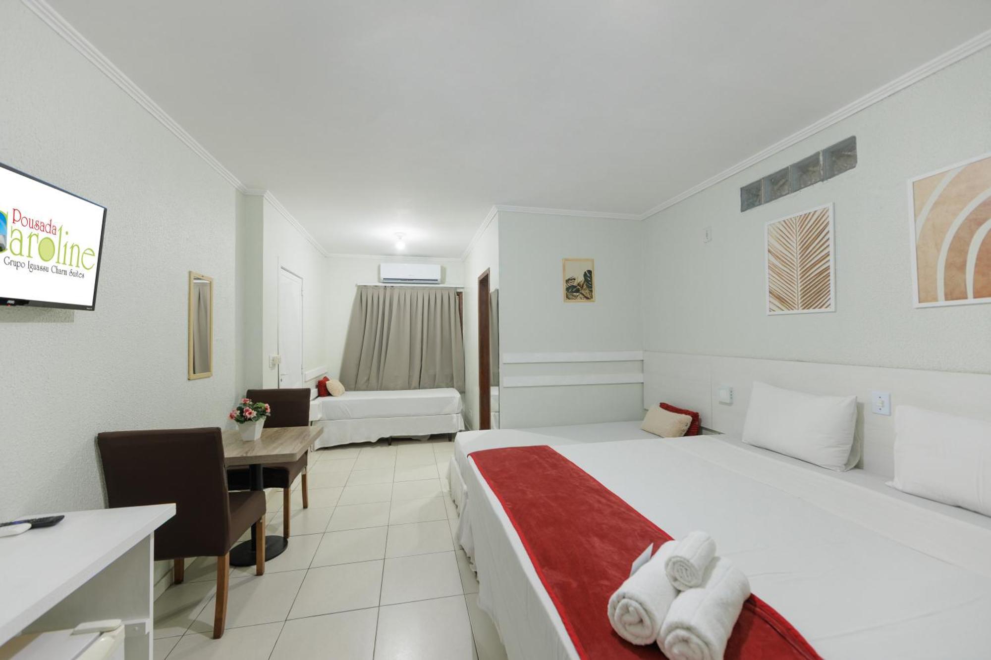 Hotel e Pousada Caroline Foz do Iguaçu Esterno foto